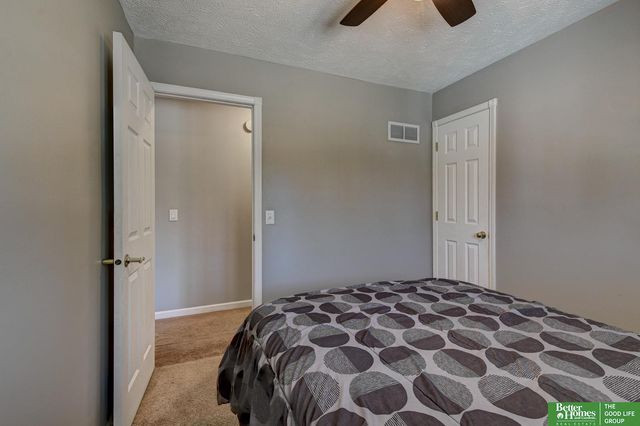 2105 N 129th Street, Omaha, NE 68164