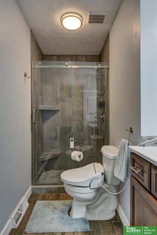 2105 N 129th Street, Omaha, NE 68164