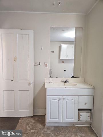 502 E MAIN ST, Millville, NJ 08332