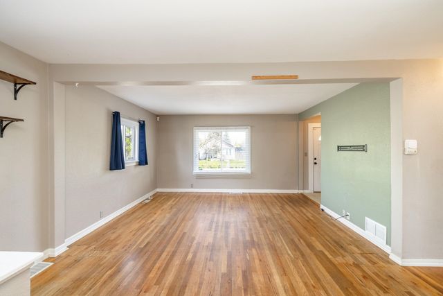 1109 W Nebraska Ave, Spokane, WA 99205