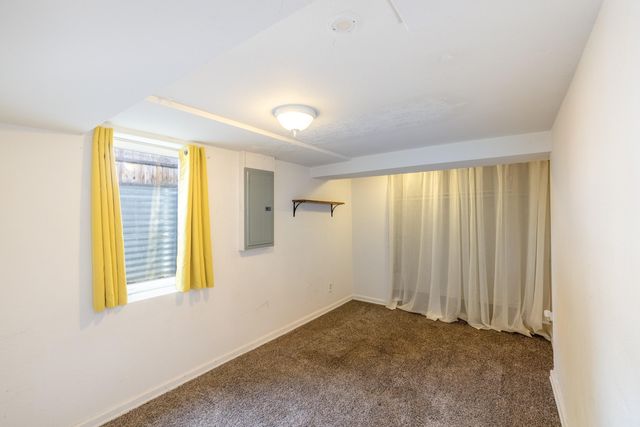 1109 W Nebraska Ave, Spokane, WA 99205