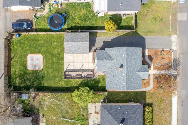 1109 W Nebraska Ave, Spokane, WA 99205