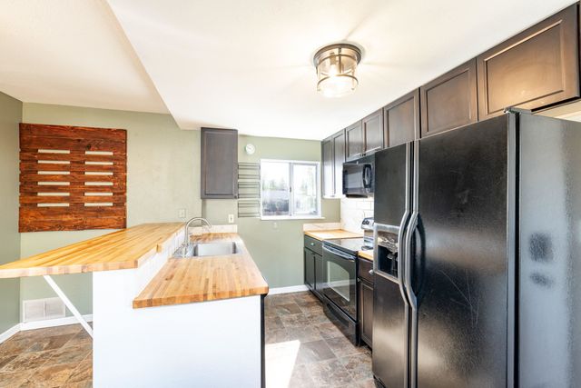 1109 W Nebraska Ave, Spokane, WA 99205