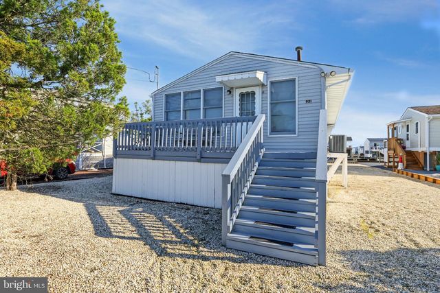 921 S GREEN ST, Tuckerton, NJ 08087