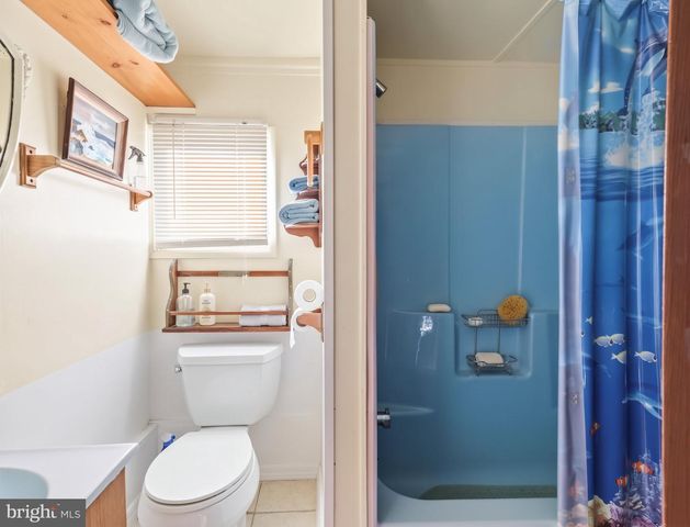 921 S GREEN ST, Tuckerton, NJ 08087