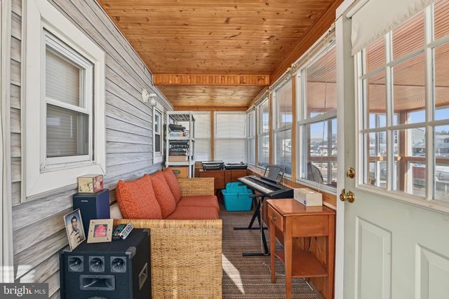 921 S GREEN ST, Tuckerton, NJ 08087