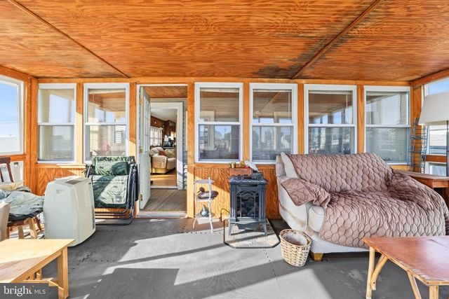921 S GREEN ST, Tuckerton, NJ 08087