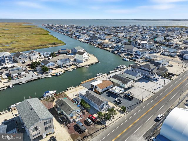 921 S GREEN ST, Tuckerton, NJ 08087