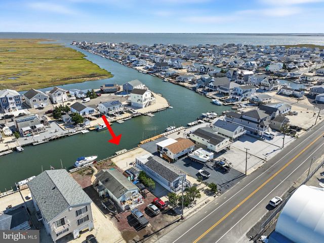 921 S GREEN ST, Tuckerton, NJ 08087