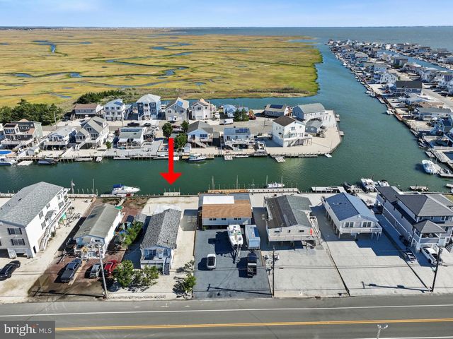 921 S GREEN ST, Tuckerton, NJ 08087