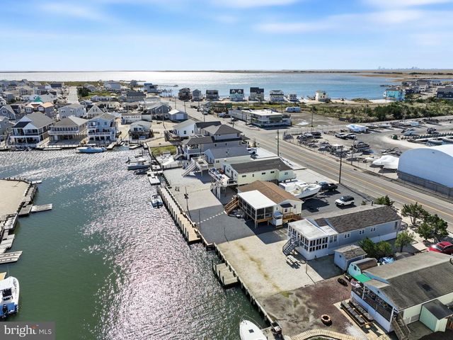 921 S GREEN ST, Tuckerton, NJ 08087