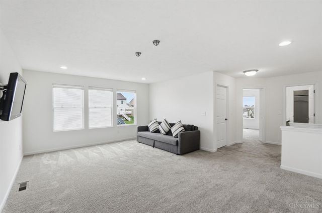 3076 Williamstown Lane, Deerfield Twp., OH 45040