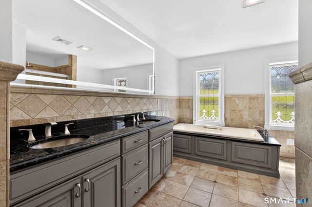 365 Munger Lane, Bethlehem, CT 06751