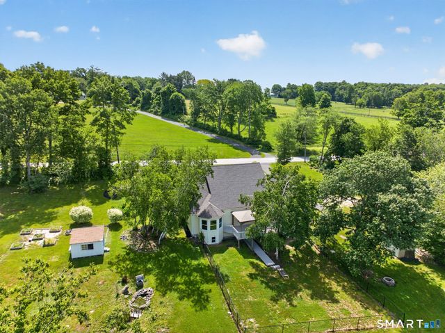 365 Munger Lane, Bethlehem, CT 06751