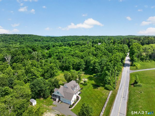 365 Munger Lane, Bethlehem, CT 06751