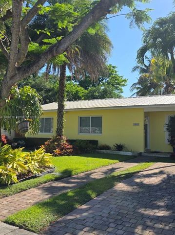 8040 SW 63rd Pl, Miami, FL 33143