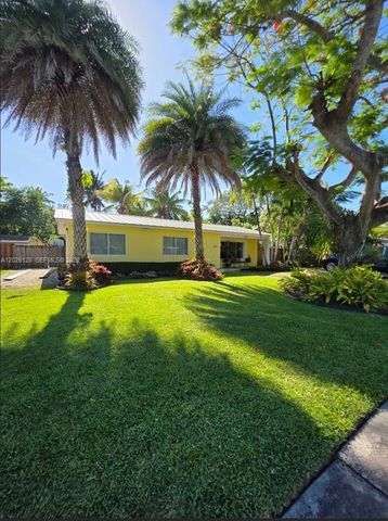 8040 SW 63rd Pl, Miami, FL 33143