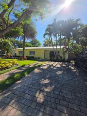 8040 SW 63rd Pl, Miami, FL 33143