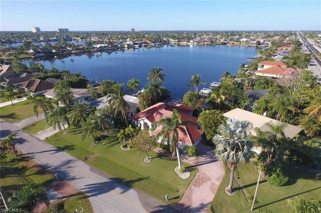 4808 SW 5th PL, Cape Coral, FL 33914