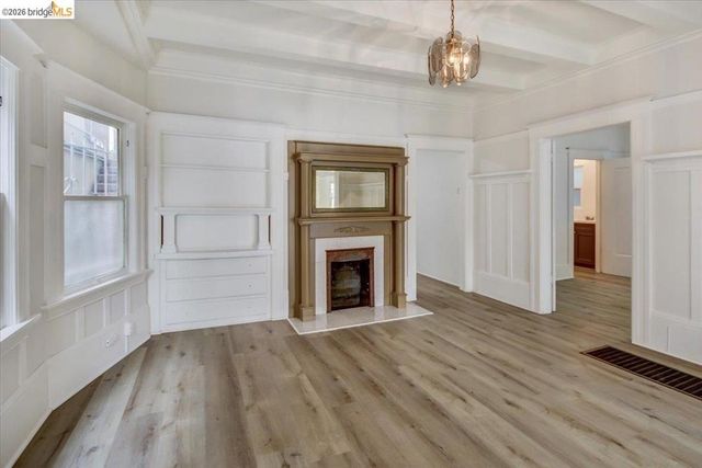 832 7th Ave, Oakland, CA 94606
