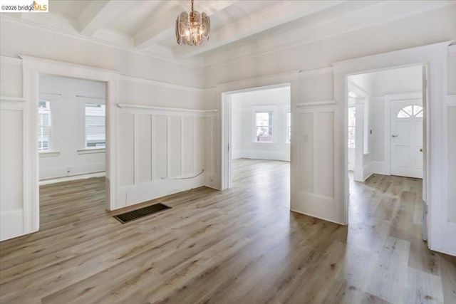 832 7th Ave, Oakland, CA 94606
