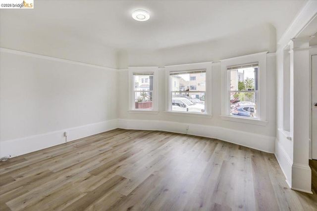 832 7th Ave, Oakland, CA 94606