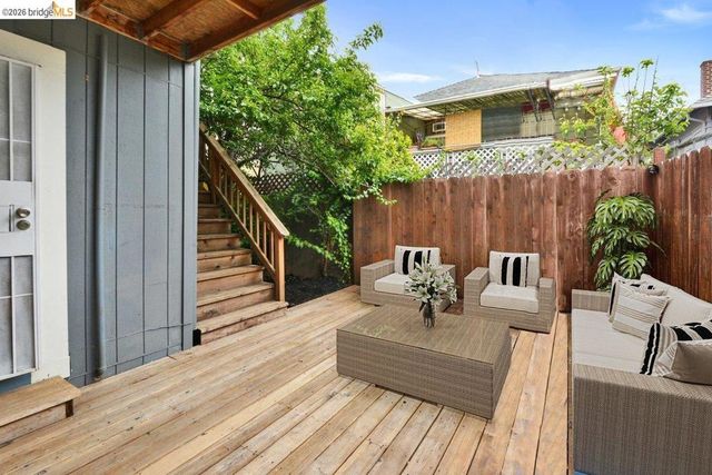 832 7th Ave, Oakland, CA 94606