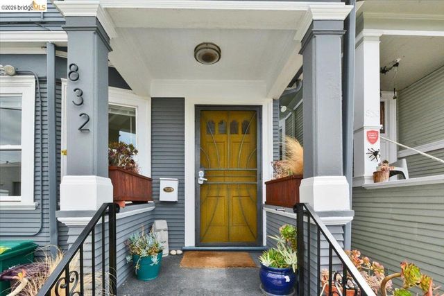 832 7th Ave, Oakland, CA 94606