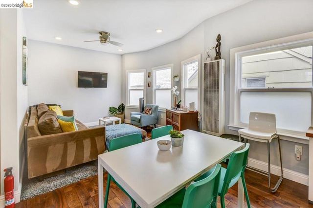 832 7th Ave, Oakland, CA 94606
