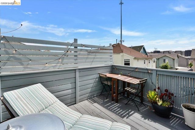 832 7th Ave, Oakland, CA 94606