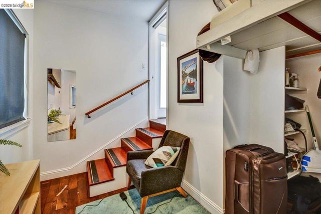 832 7th Ave, Oakland, CA 94606