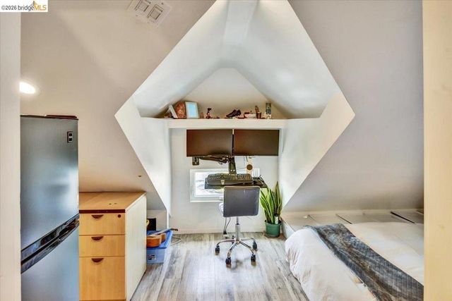 832 7th Ave, Oakland, CA 94606