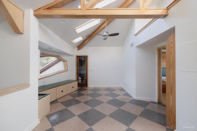 92 Highpoint Dr, Gulf Breeze, FL 32561