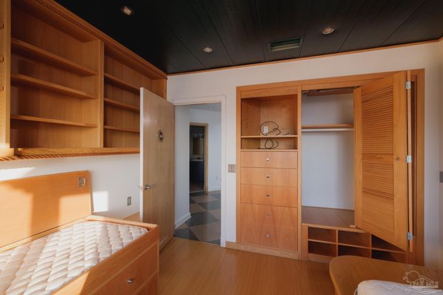 92 Highpoint Dr, Gulf Breeze, FL 32561