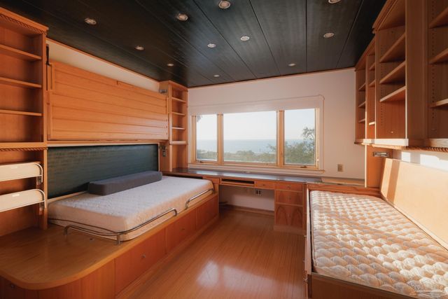 92 Highpoint Dr, Gulf Breeze, FL 32561