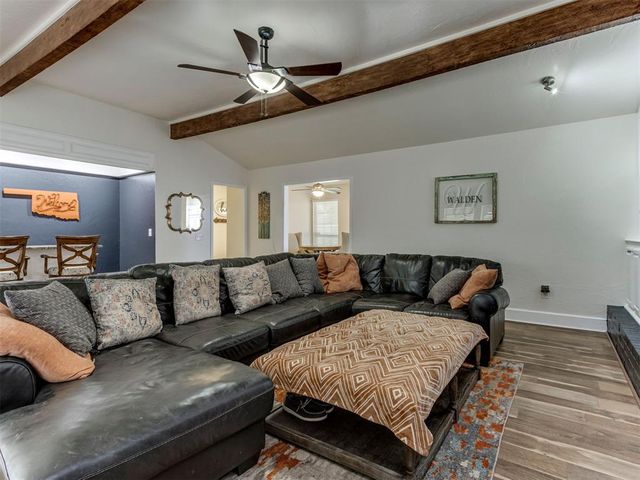 3904 Regatta Road, Yukon, OK 73099