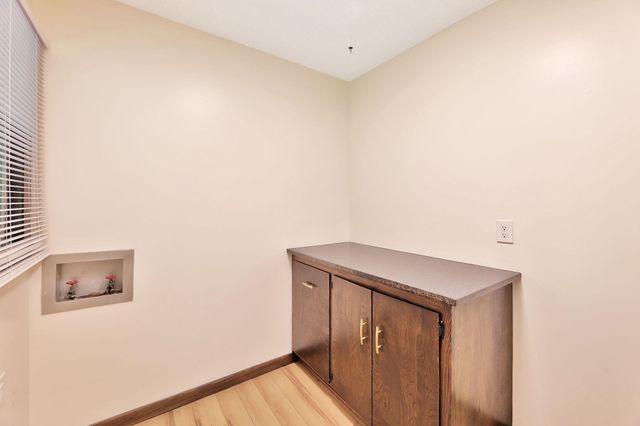 1319 W 33rd, Wichita, KS 67217