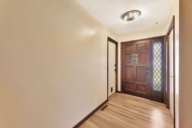 1319 W 33rd, Wichita, KS 67217