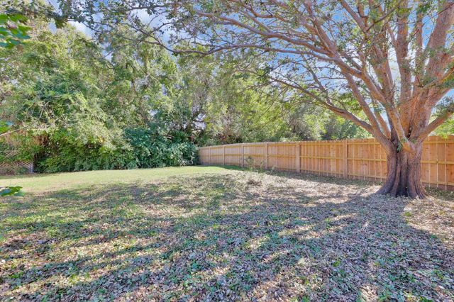 1319 W 33rd, Wichita, KS 67217