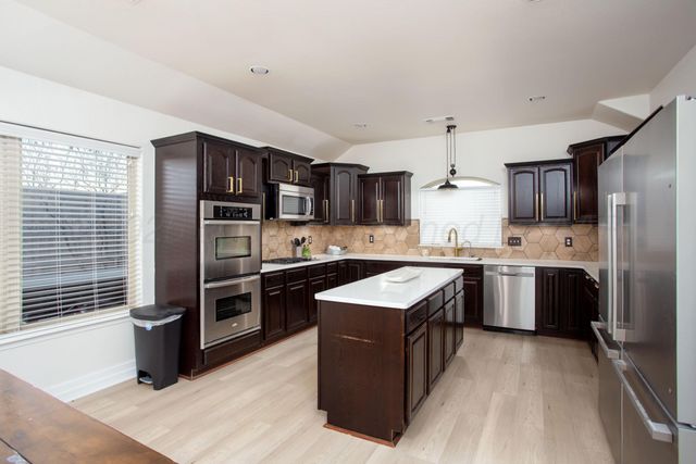 3100 BISMARCK Avenue, Amarillo, TX 79118