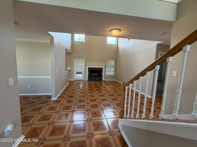 2013 PIPING PLOVER Way, Jacksonville, FL 32224