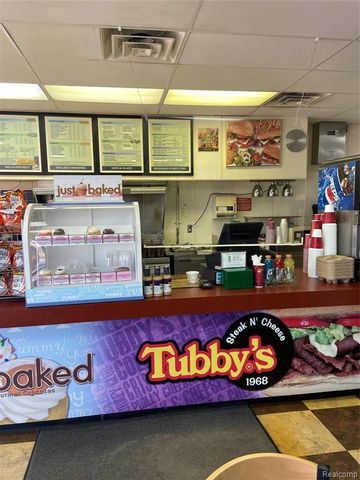 700 S Lapeer Road, Lake Orion, MI 48362