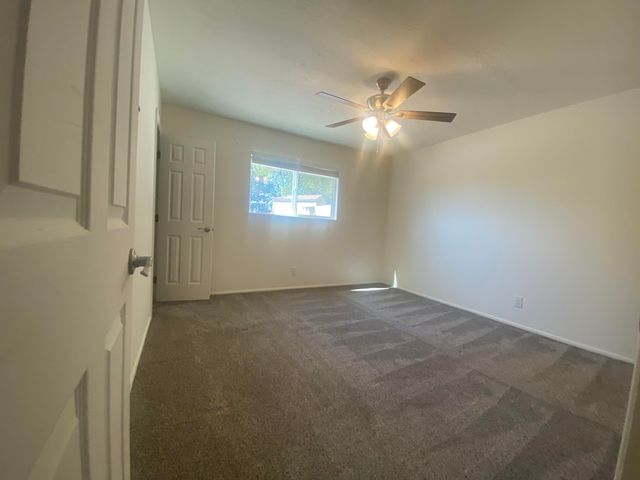 10501 Delicado Place NE, Albuquerque, NM 87111