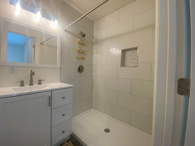 10501 Delicado Place NE, Albuquerque, NM 87111