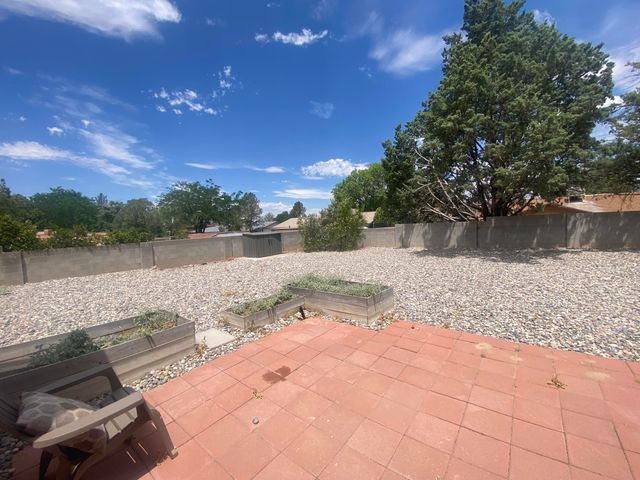 10501 Delicado Place NE, Albuquerque, NM 87111