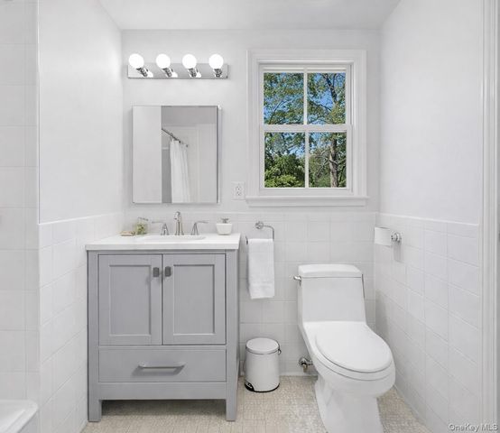 53 Sheldrake Avenue, Larchmont, NY 10538