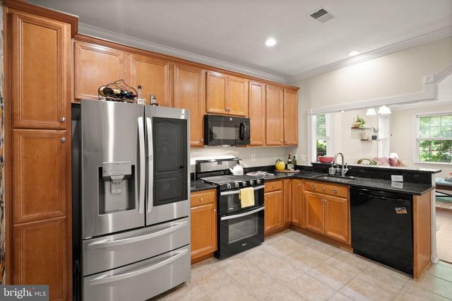 12414-A LIBERTY BRIDGE RD, Fairfax, VA 22033