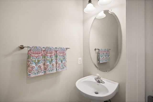 12414-A LIBERTY BRIDGE RD, Fairfax, VA 22033