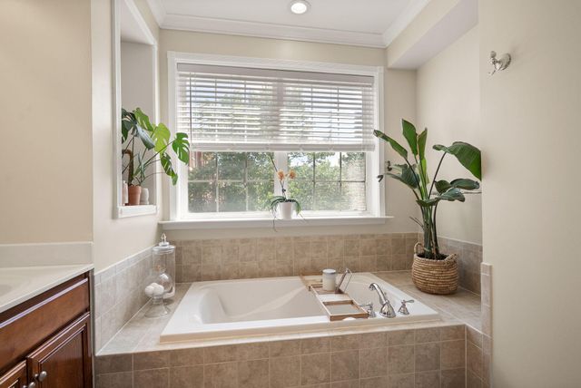 12414-A LIBERTY BRIDGE RD, Fairfax, VA 22033