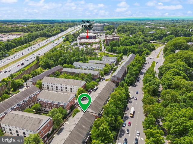 12414-A LIBERTY BRIDGE RD, Fairfax, VA 22033